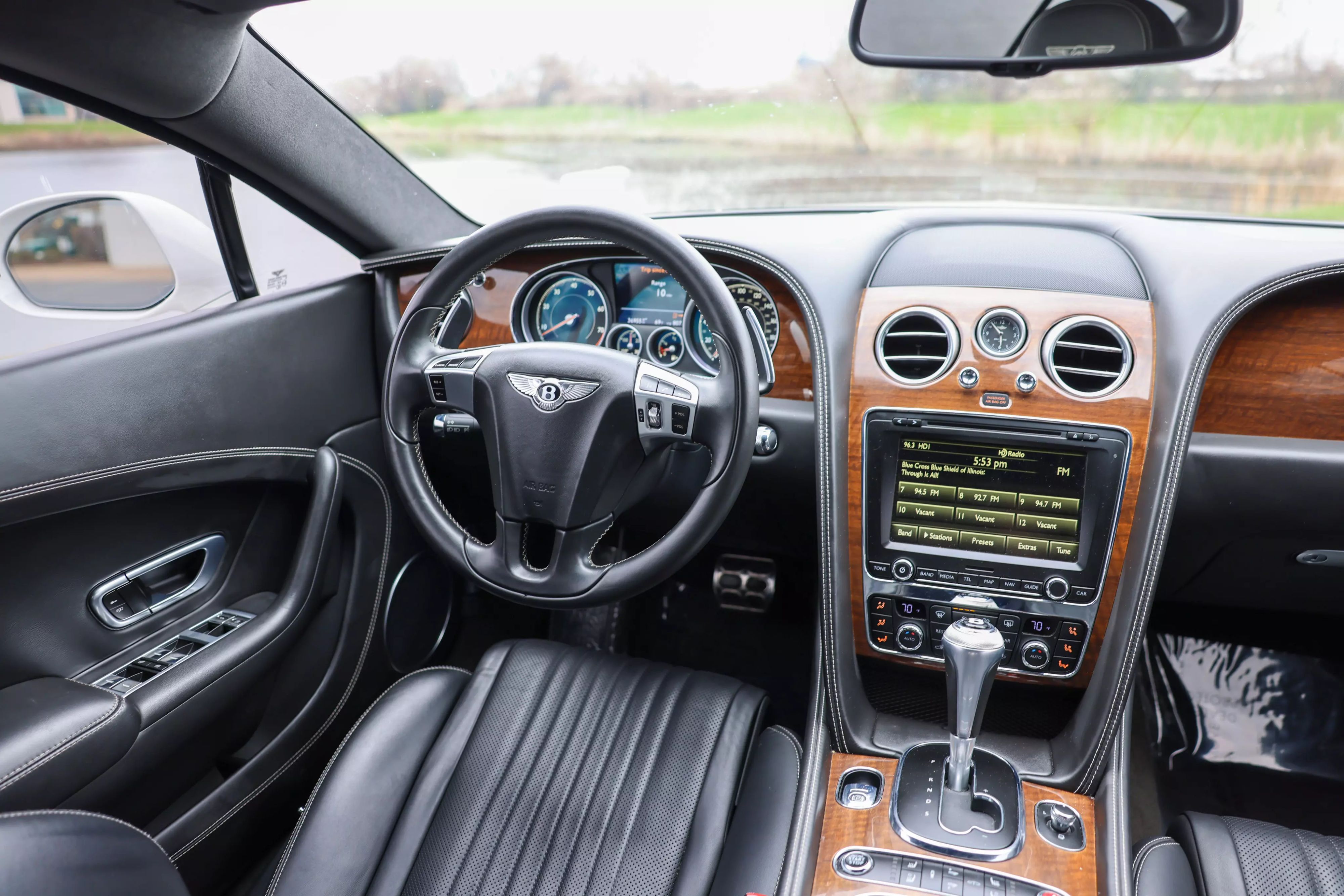 car-image-029