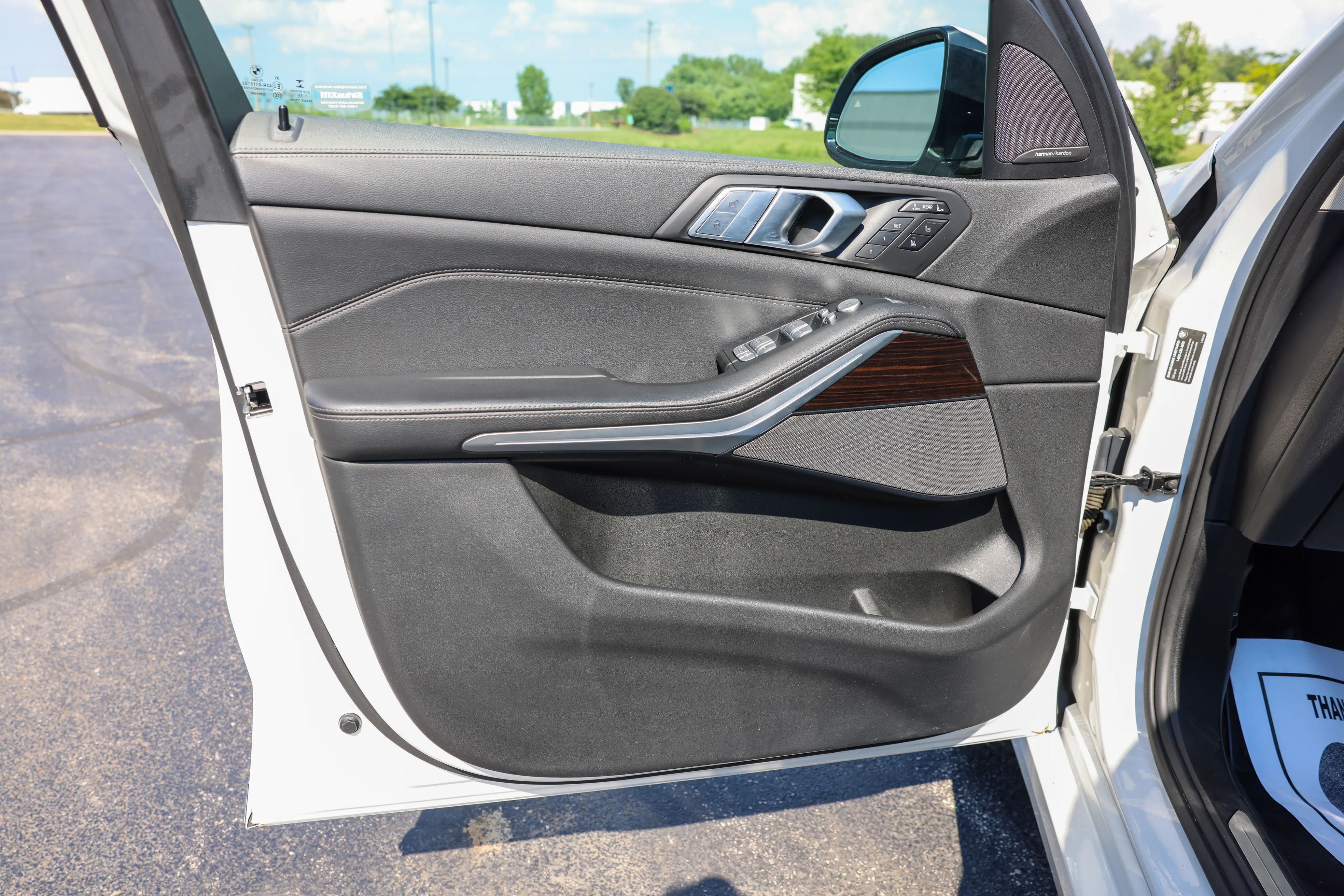 car-image-013