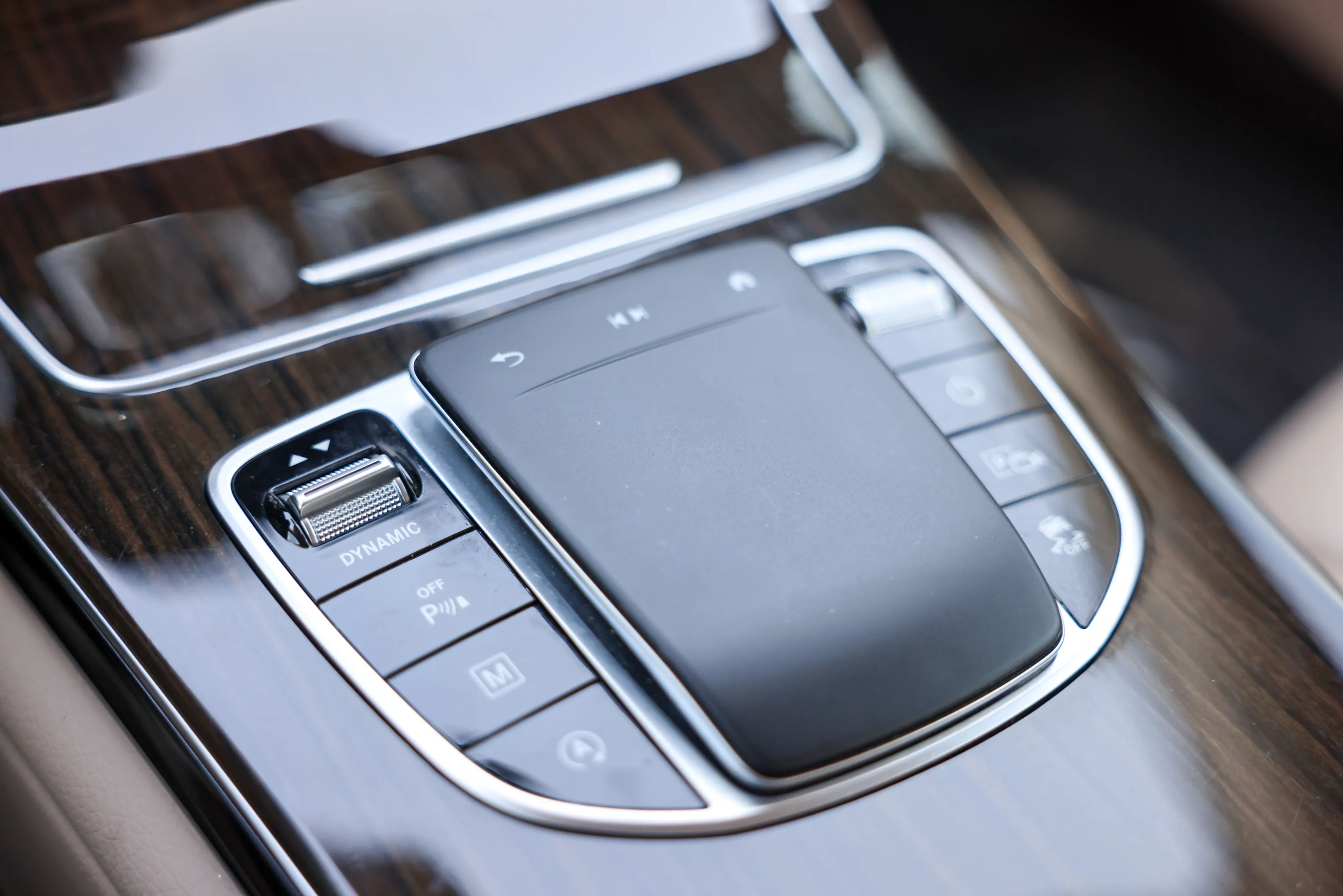 car-image-025