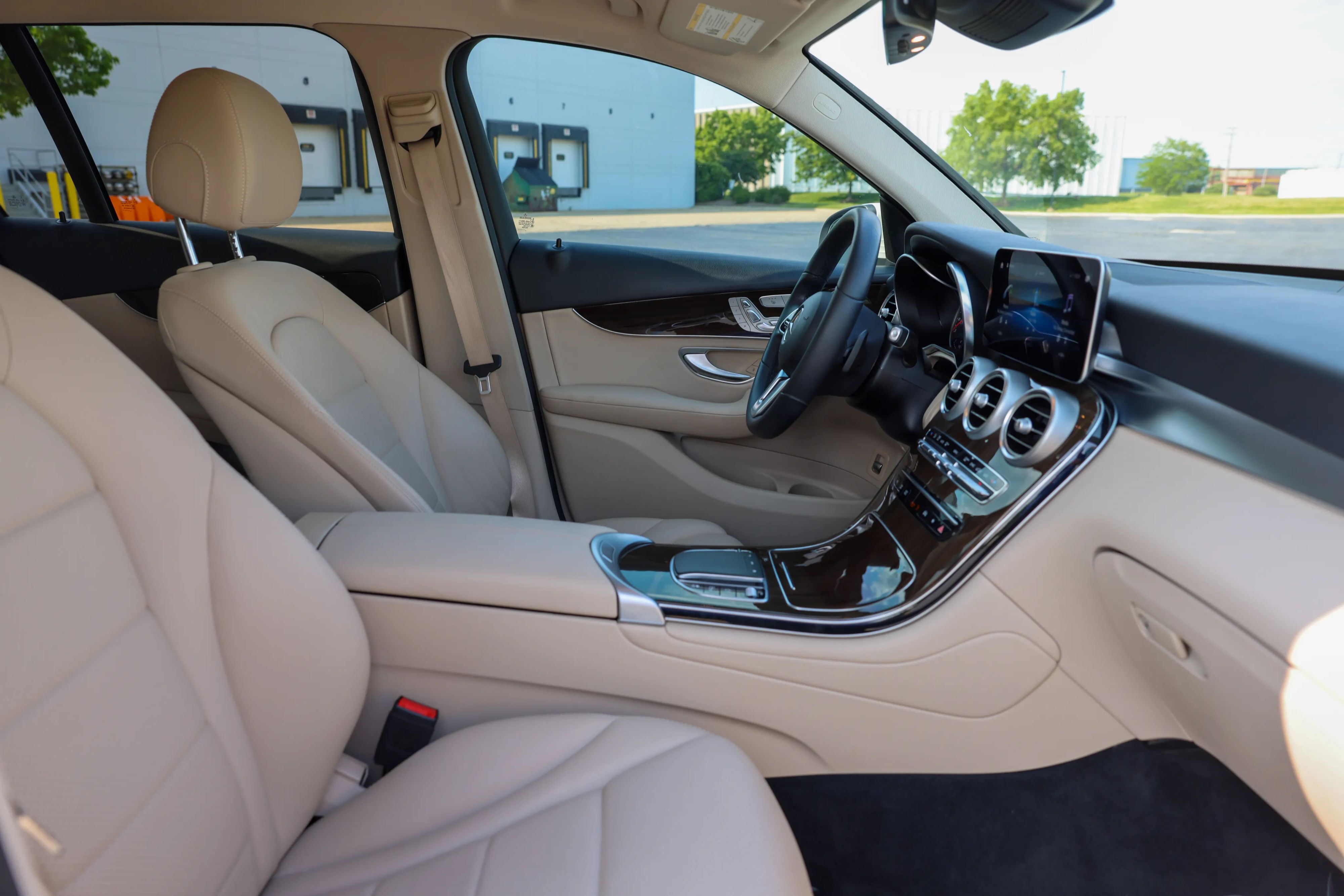 car-image-034