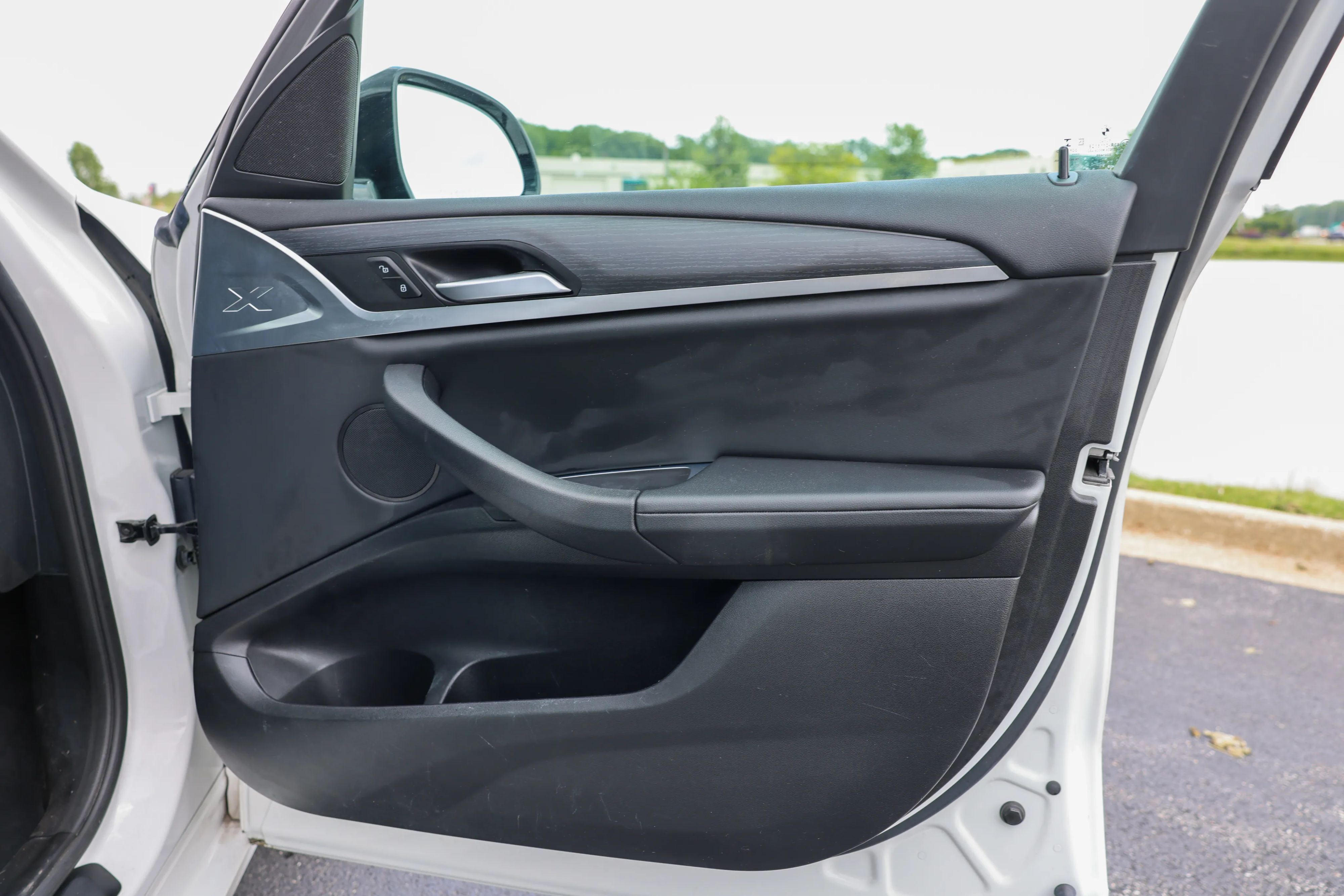 car-image-034