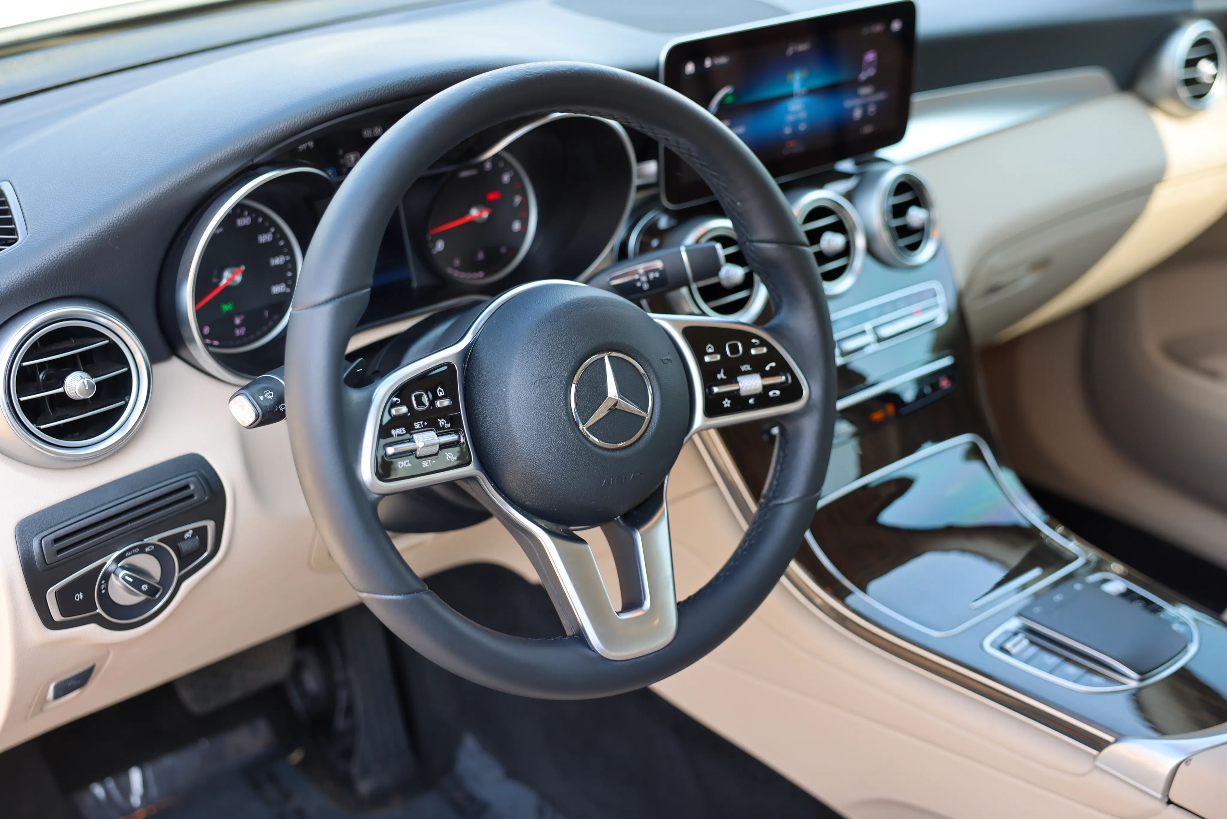 car-image-017