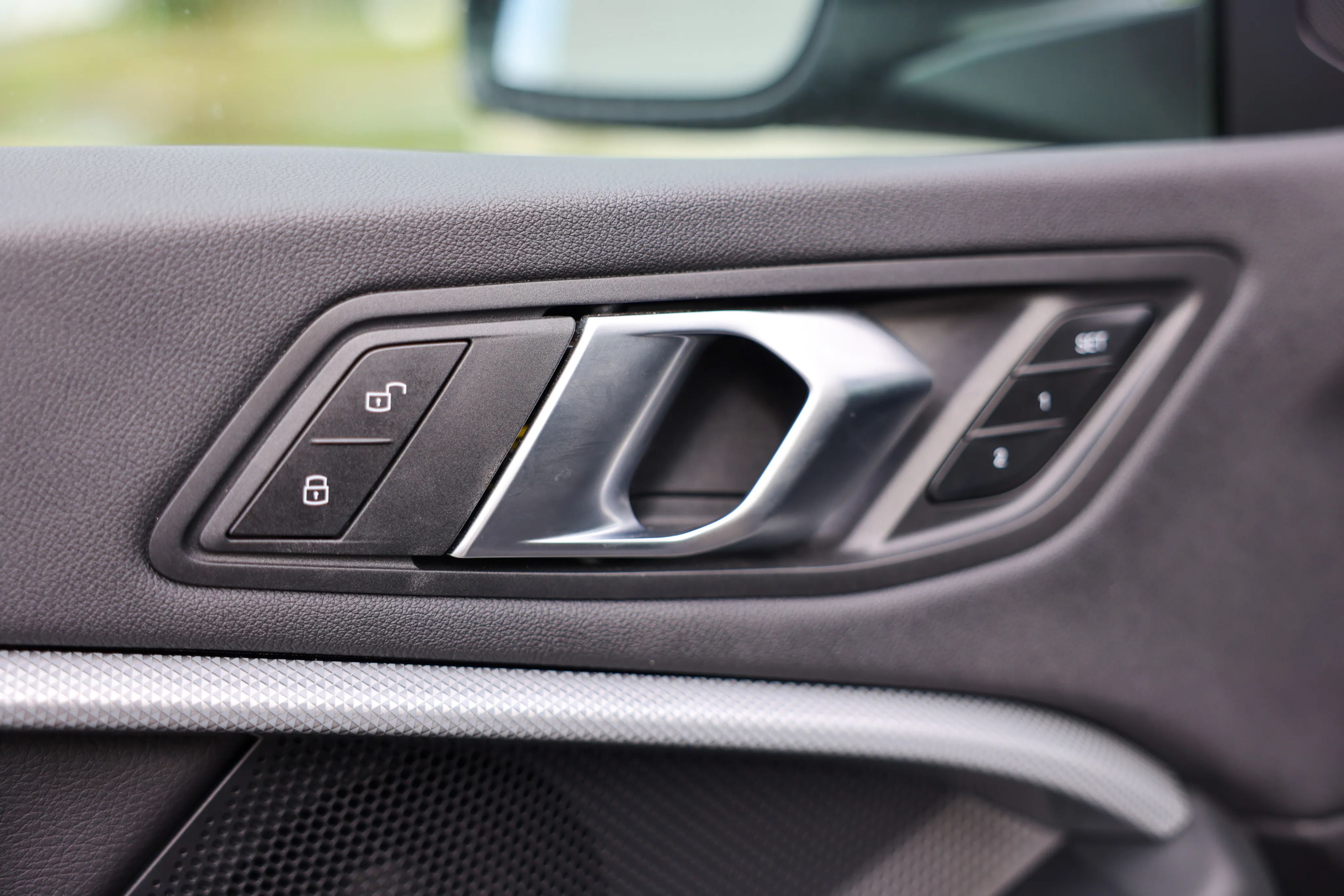 car-image-015
