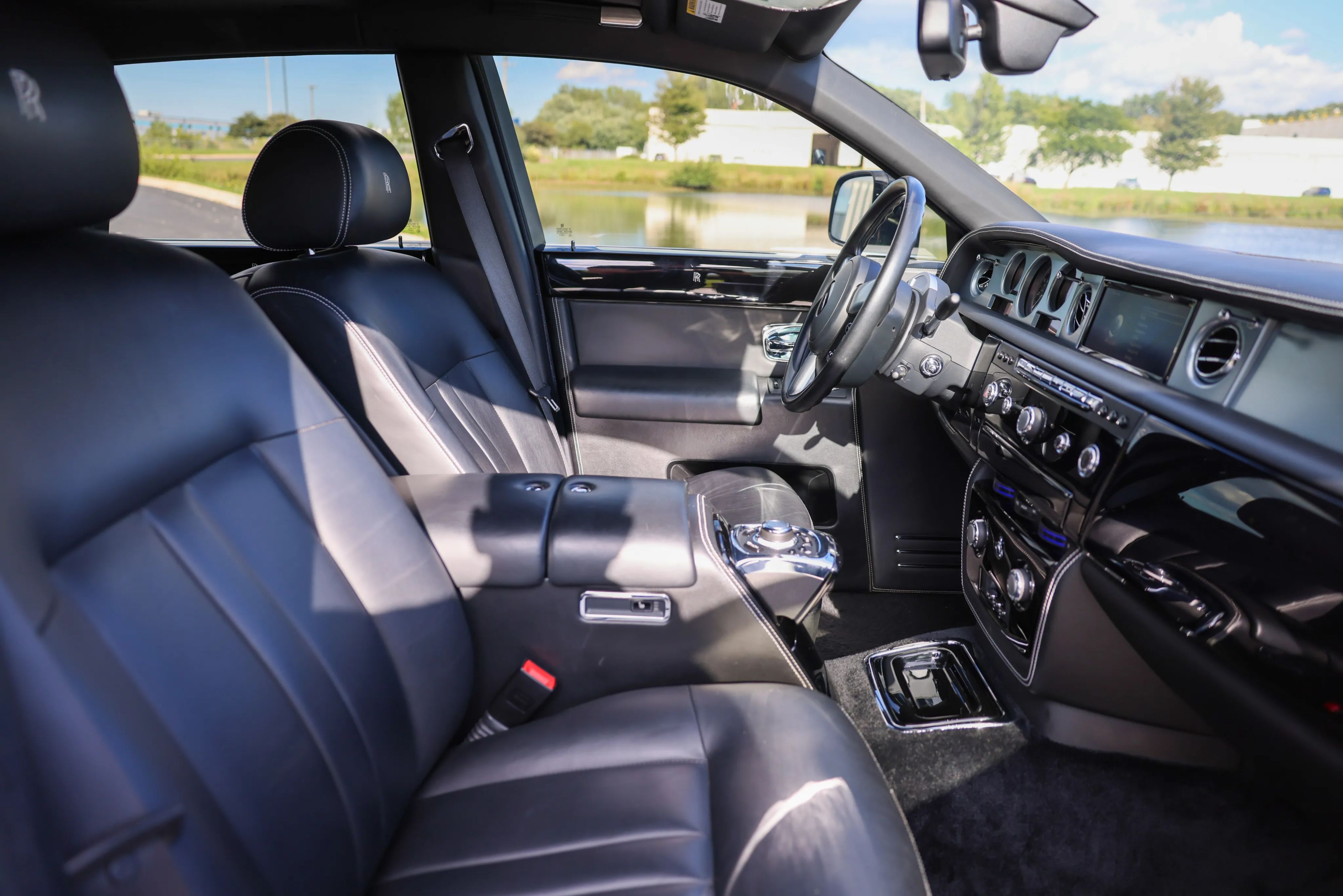 car-image-037