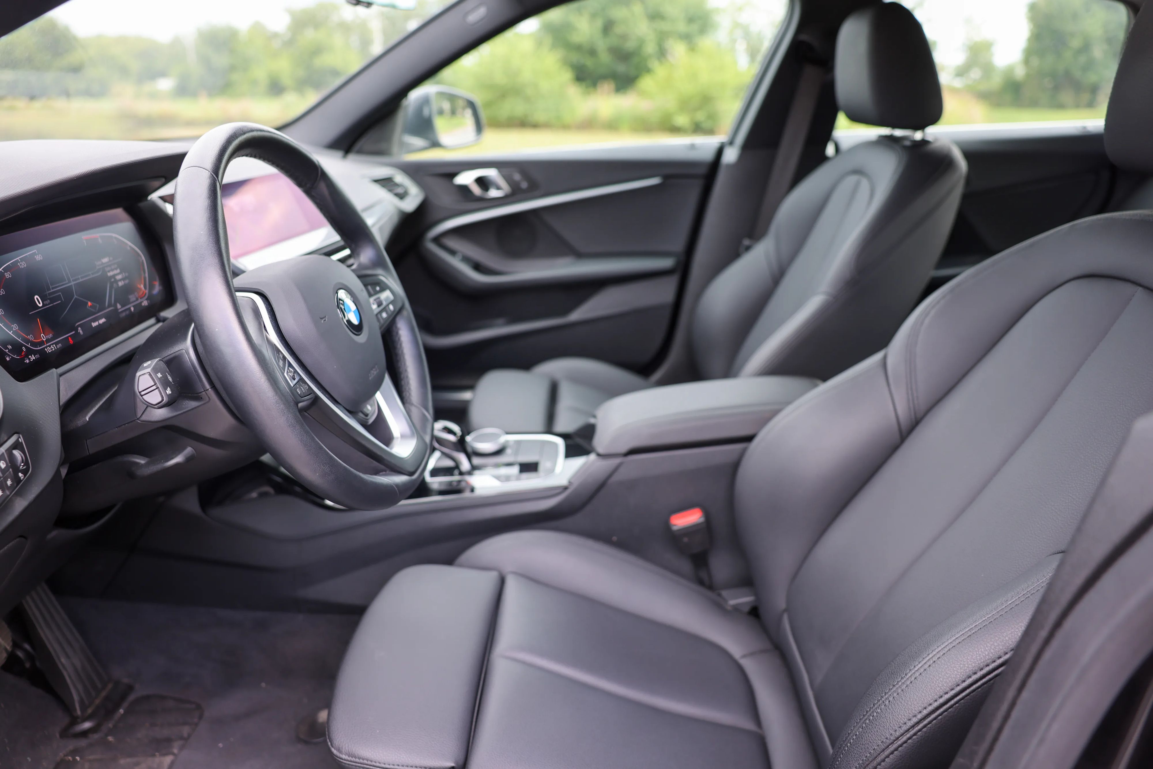 car-image-018