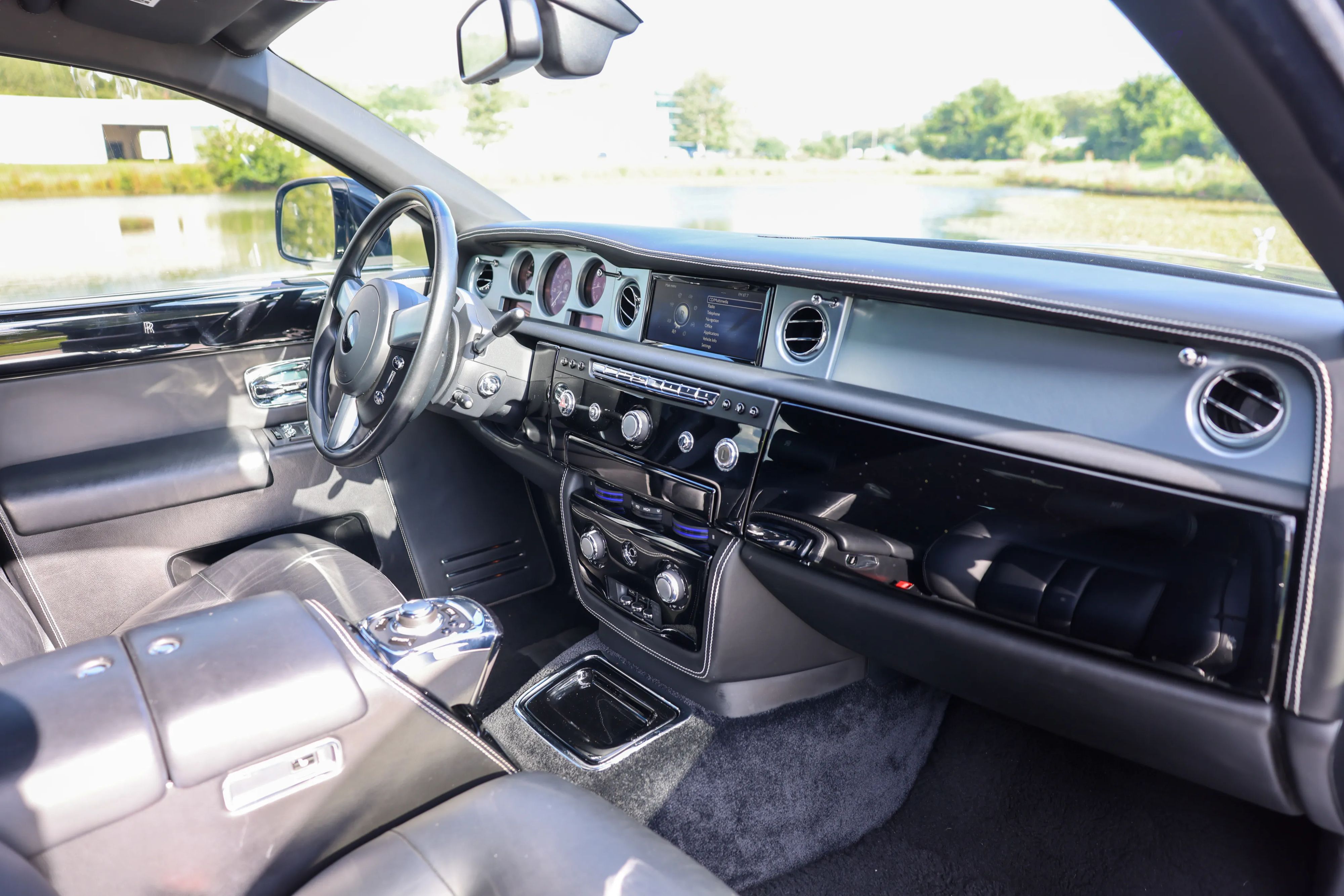 car-image-036