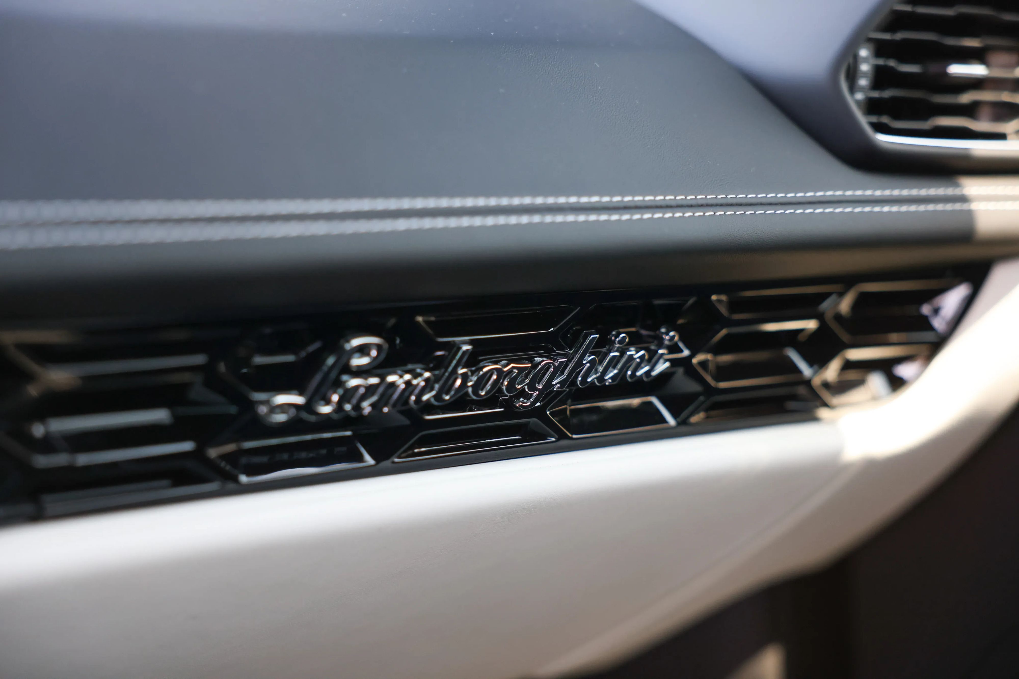 car-image-030