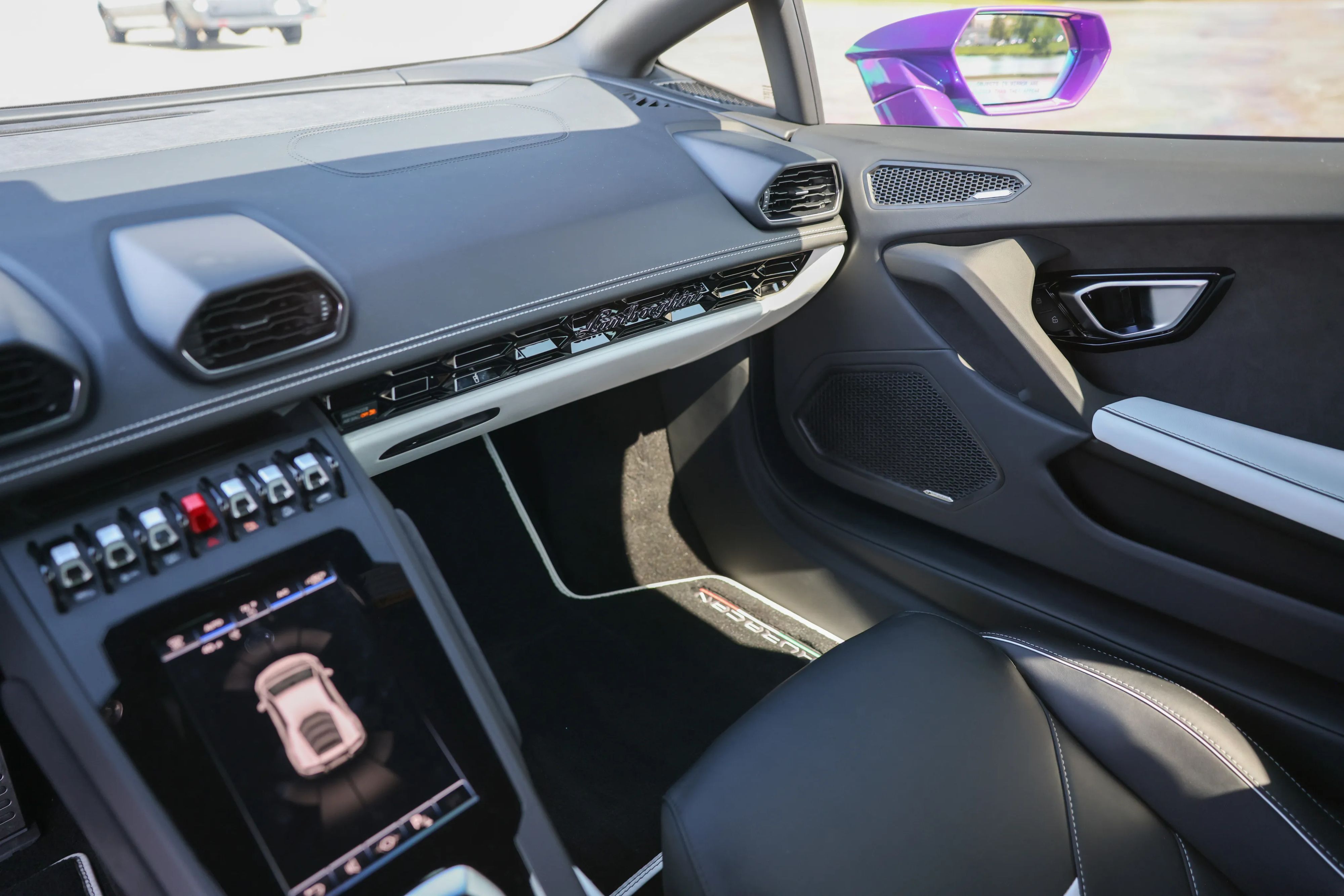 car-image-028