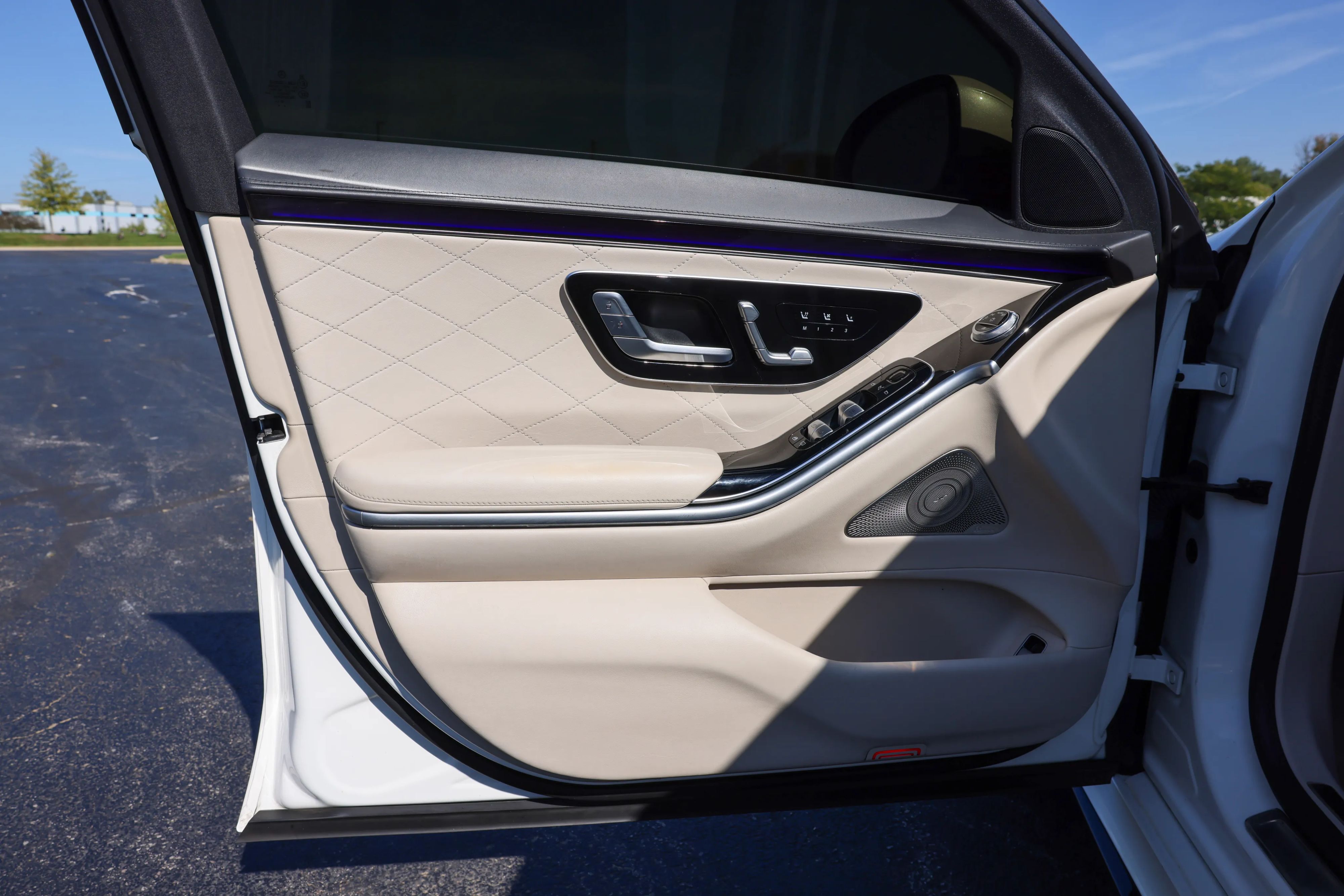 car-image-013