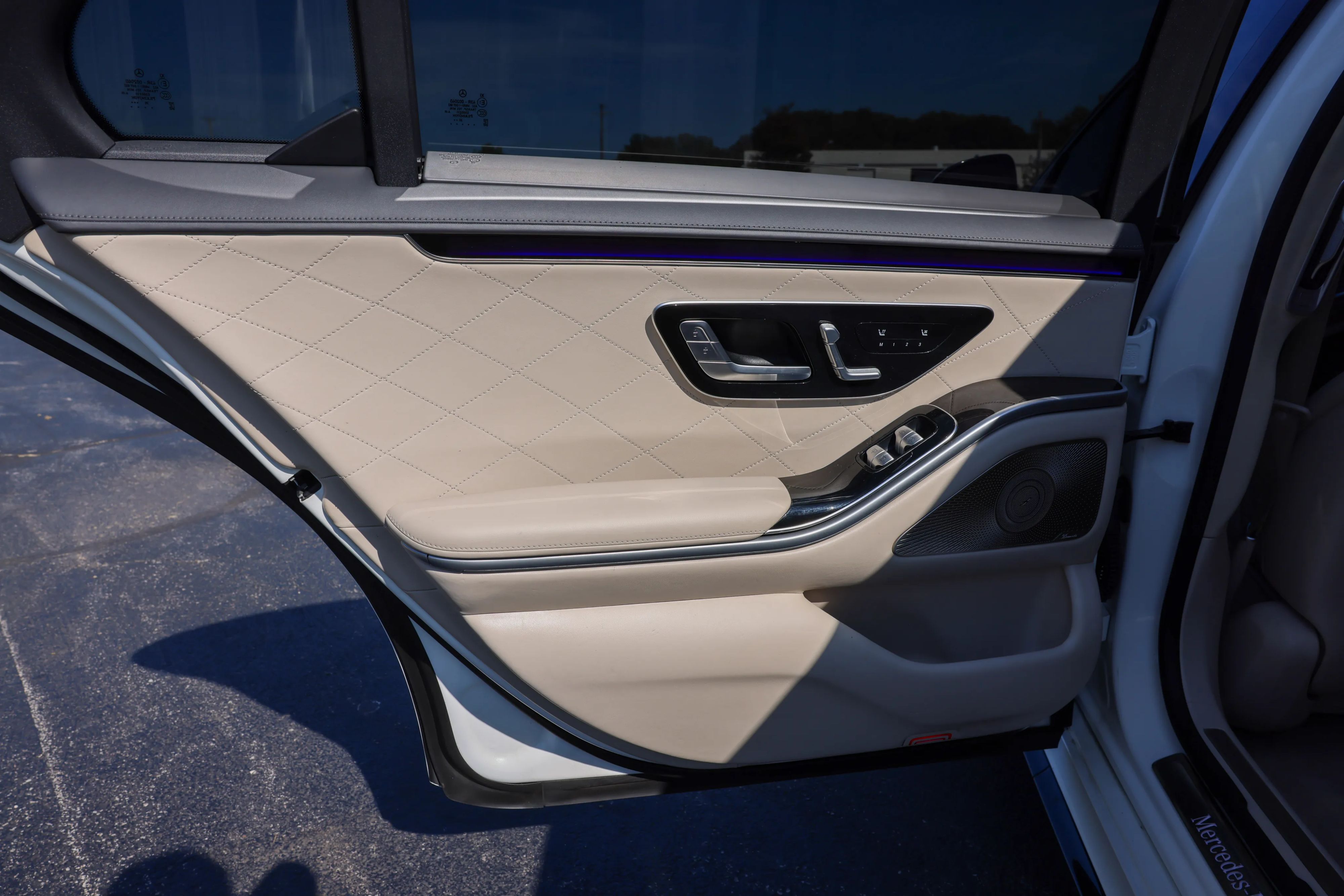car-image-023