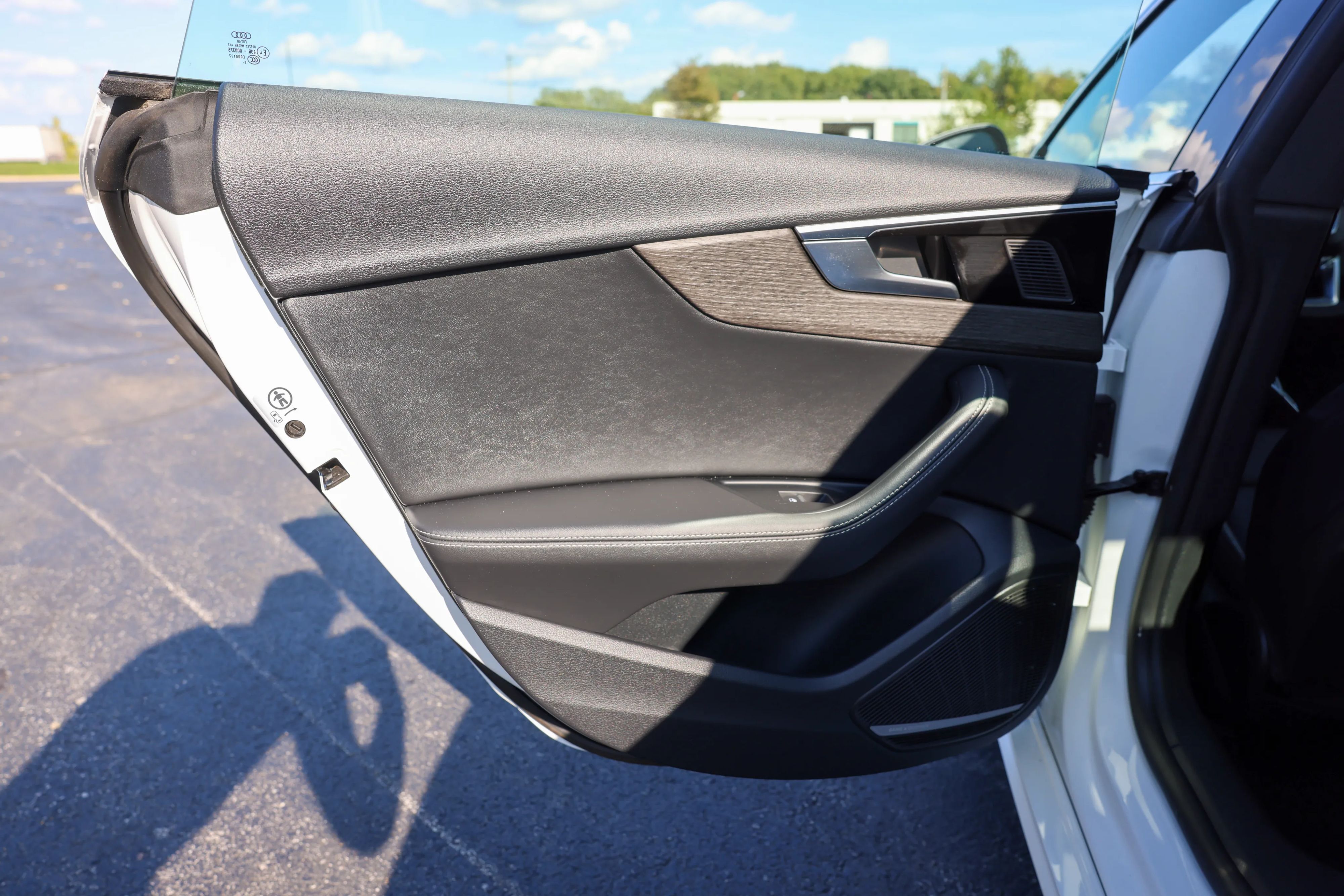 car-image-028