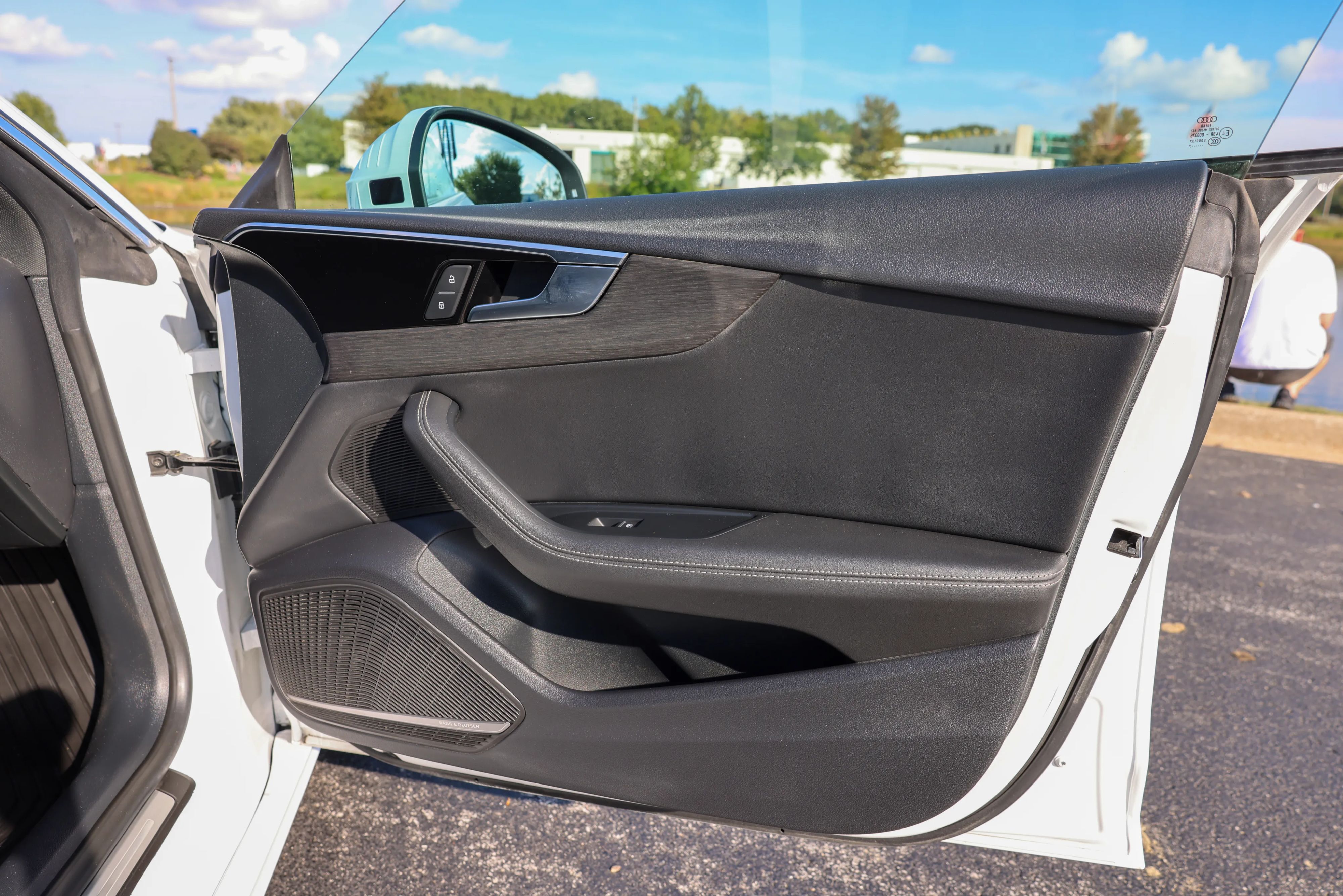 car-image-034