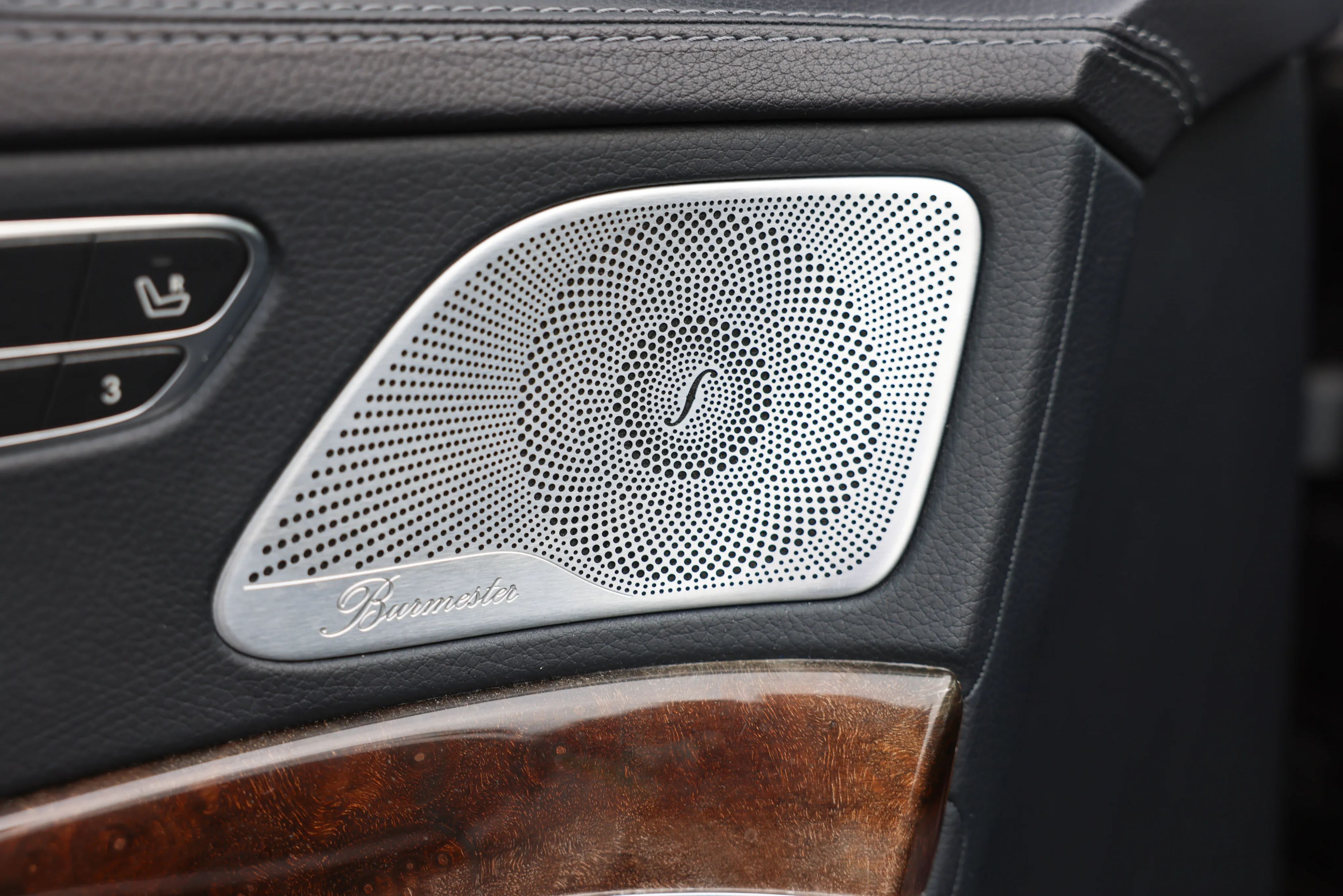 car-image-016