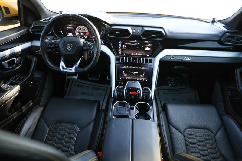 car-image-034