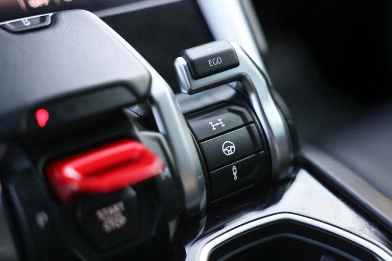 car-image-036