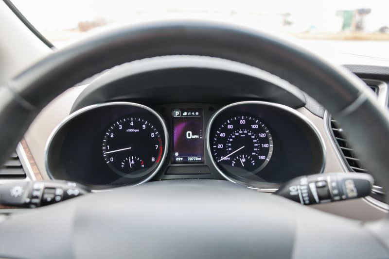 car-image-022