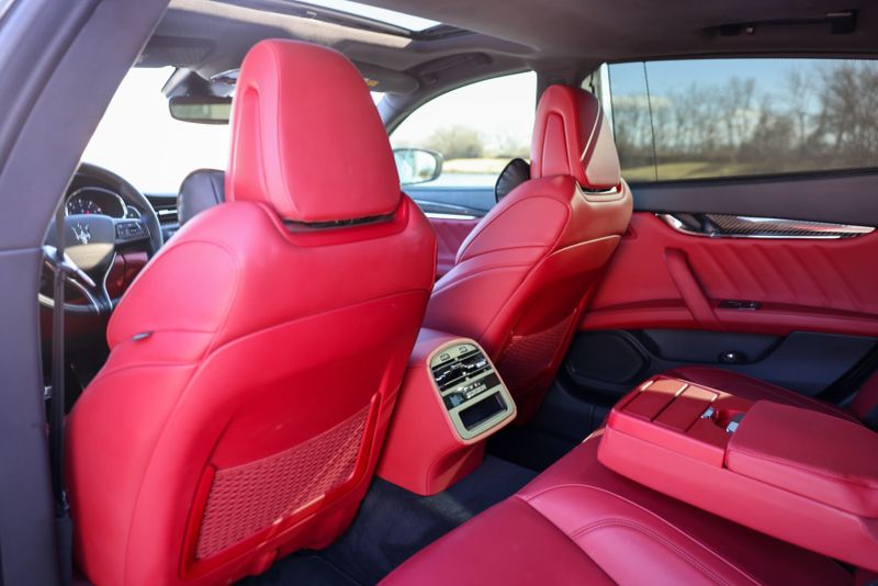 car-image-028