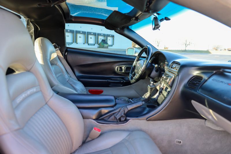 car-image-024