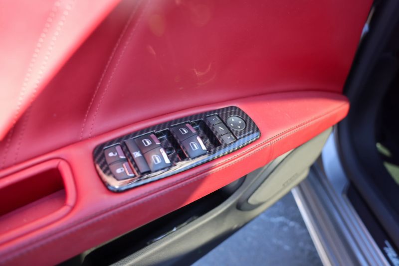 car-image-025