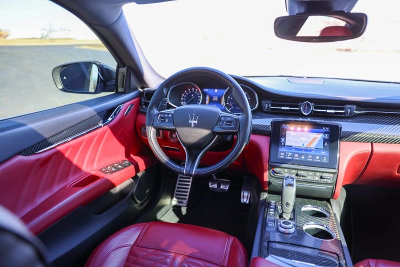 car-image-032