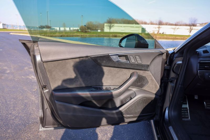car-image-017