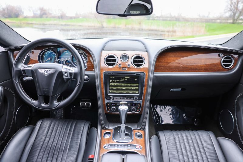car-image-028