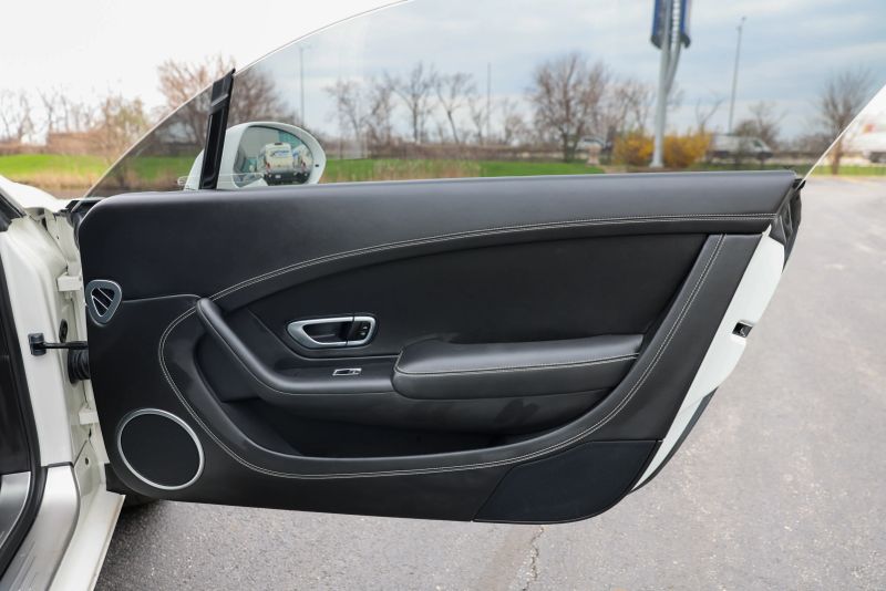 car-image-032