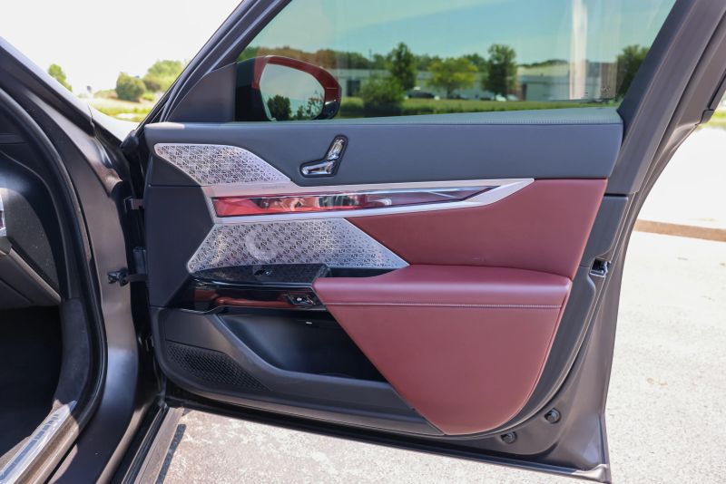 car-image-033