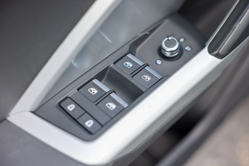 car-image-014