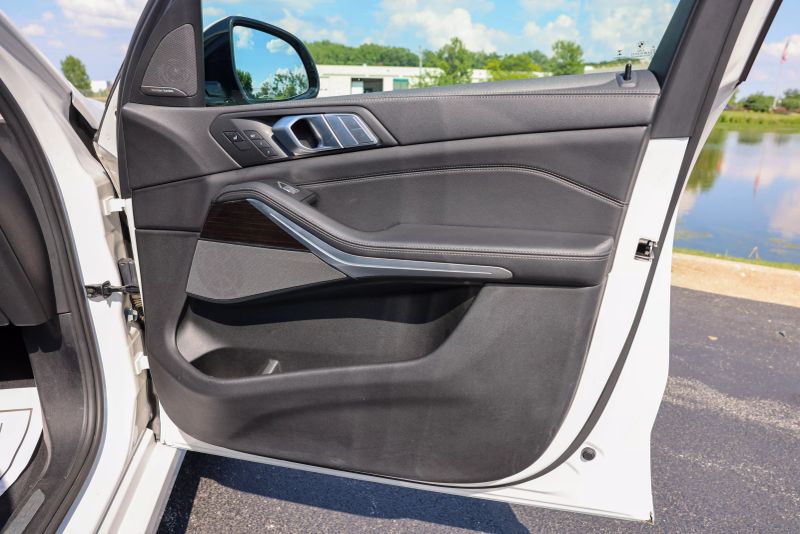 car-image-032