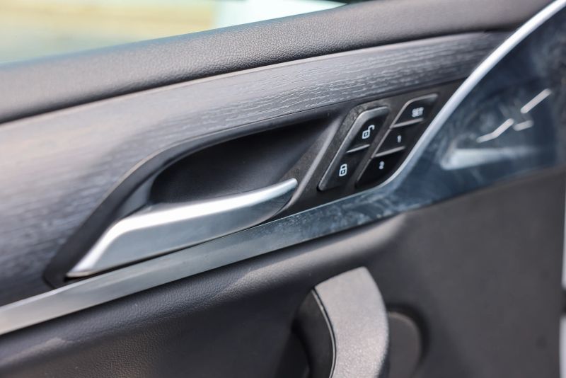 car-image-016