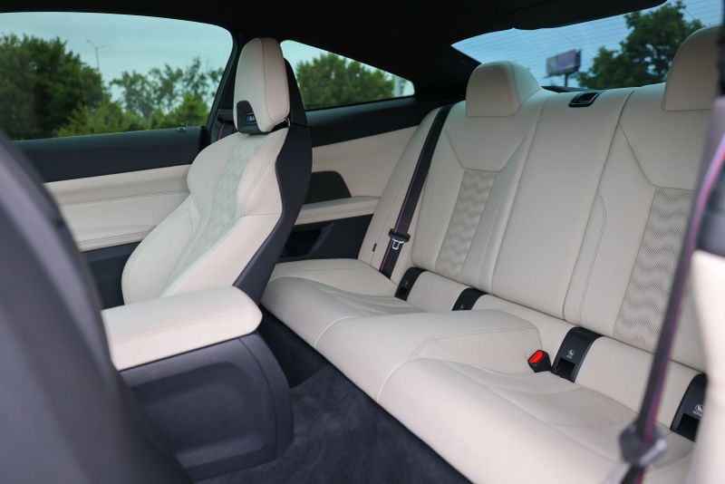 car-image-034