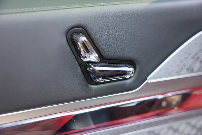 car-image-017