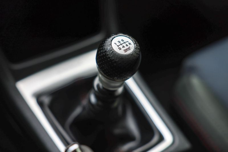 car-image-025