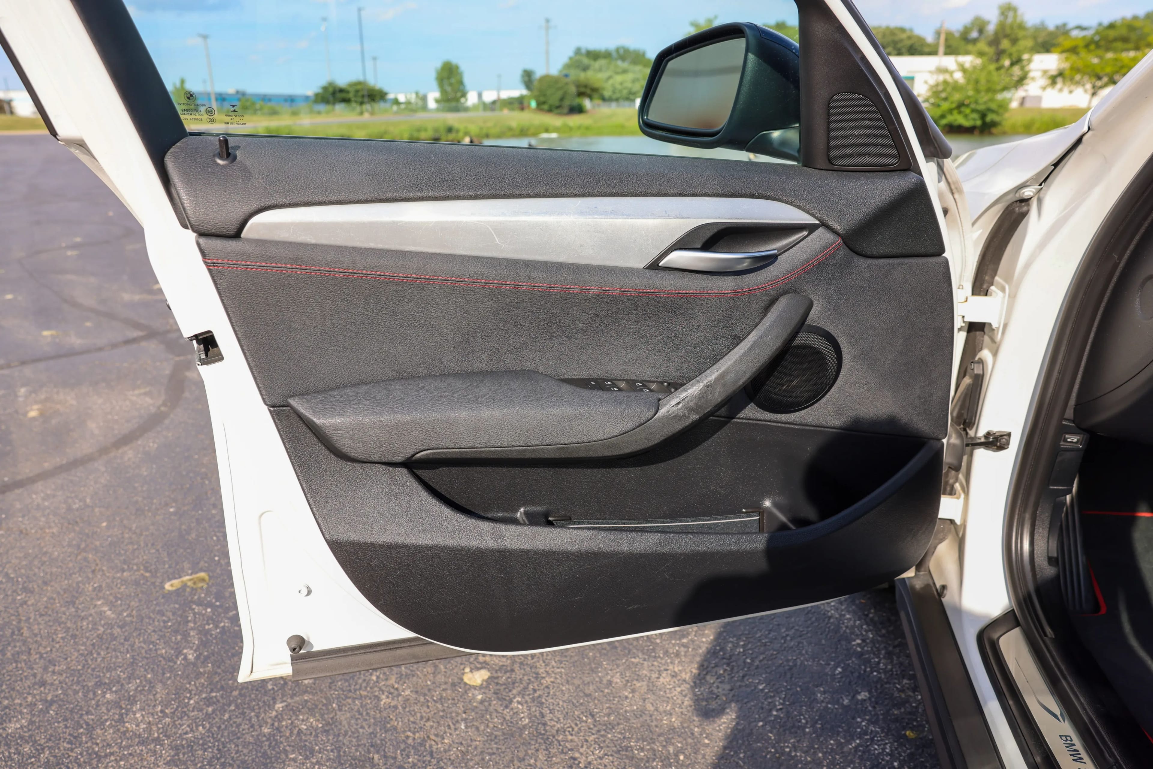 car-image-013