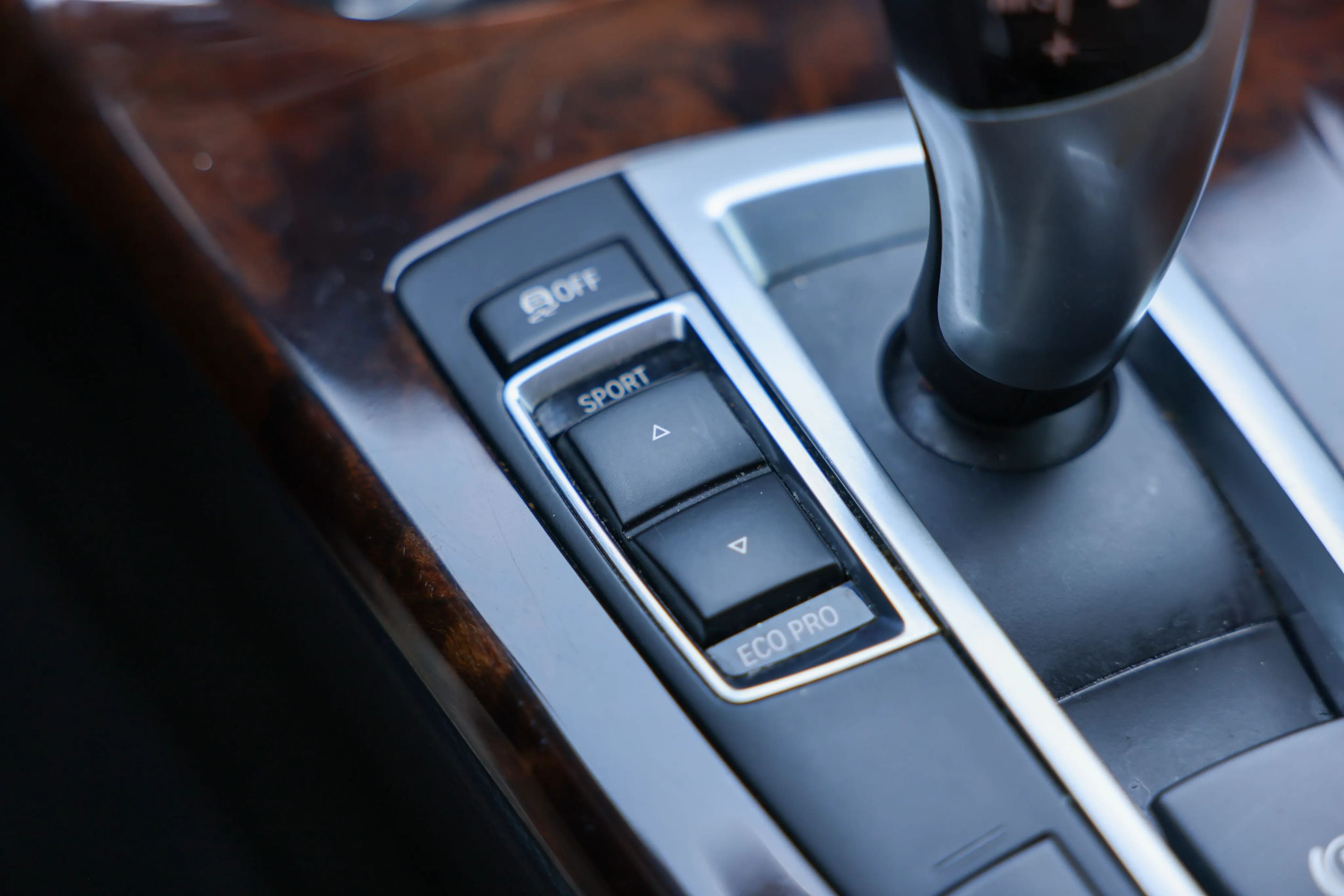 car-image-025