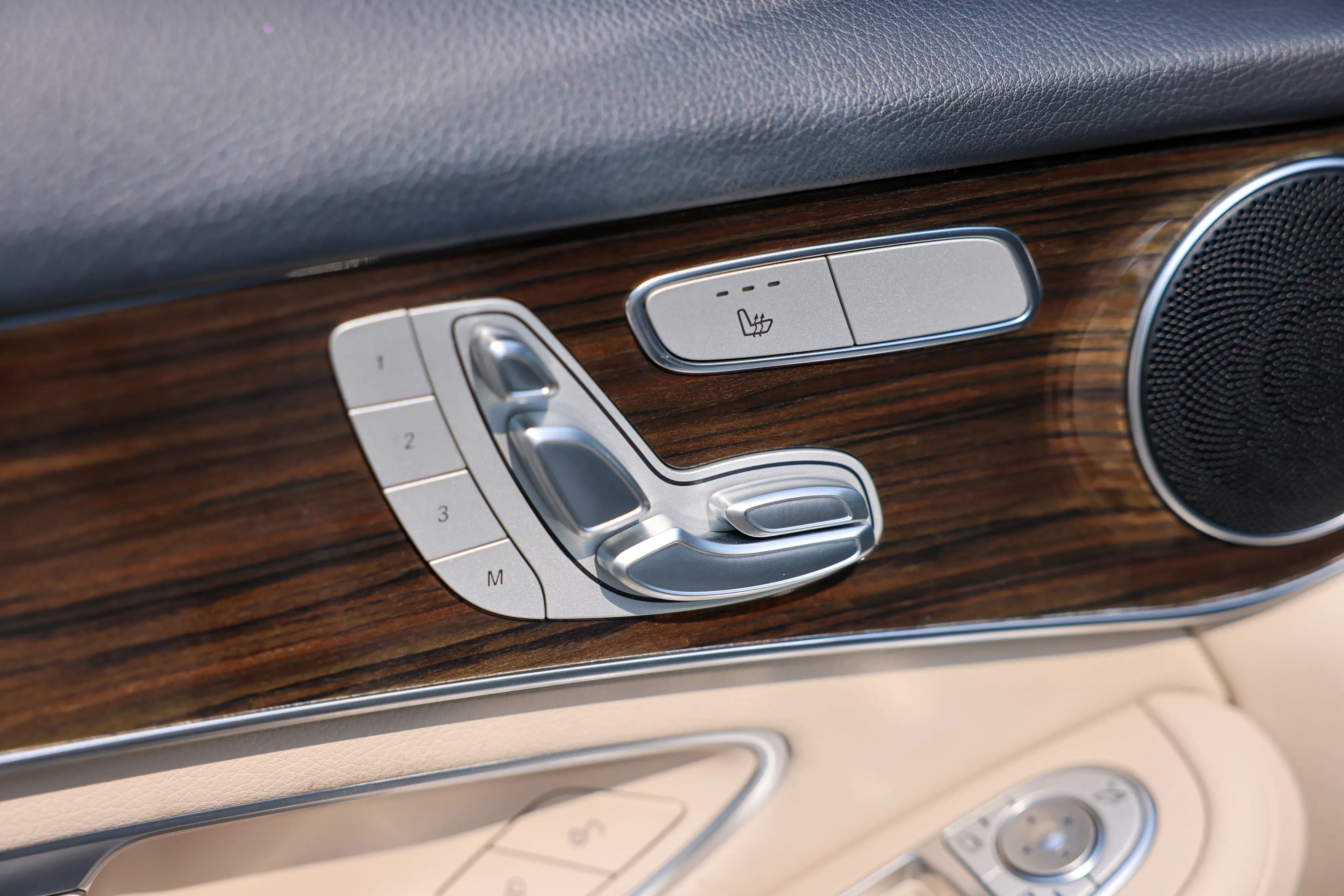 car-image-015