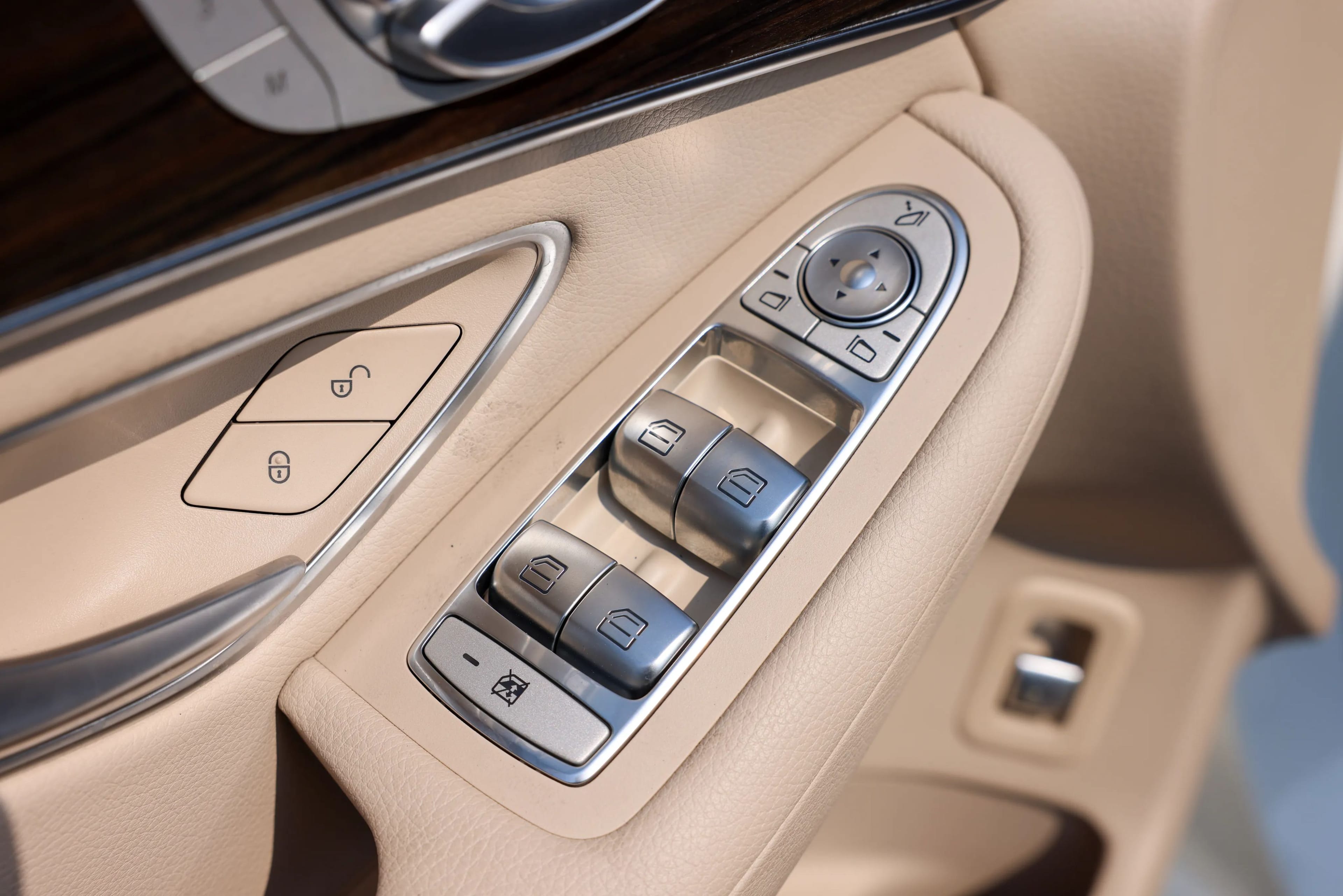 car-image-014