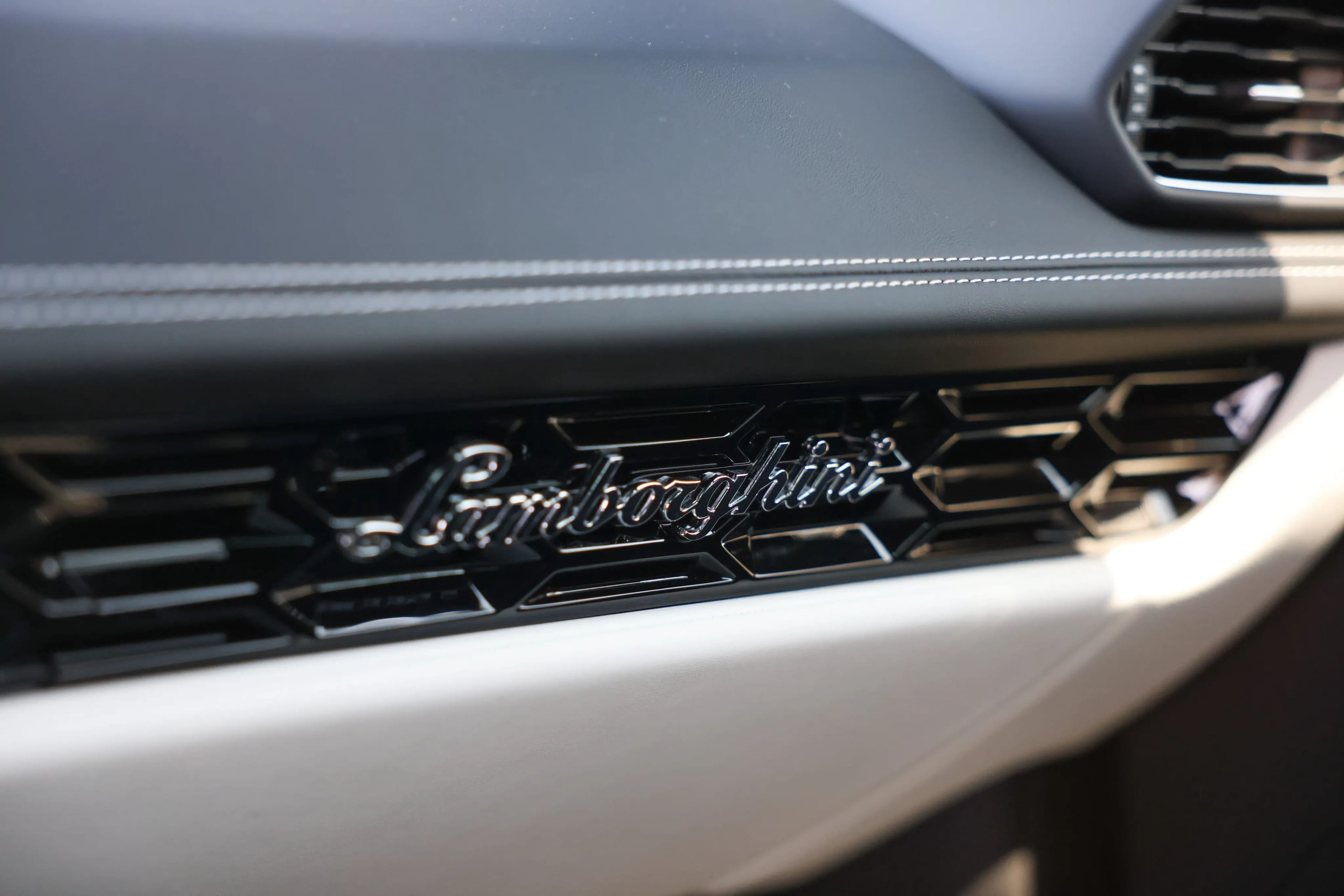car-image-030