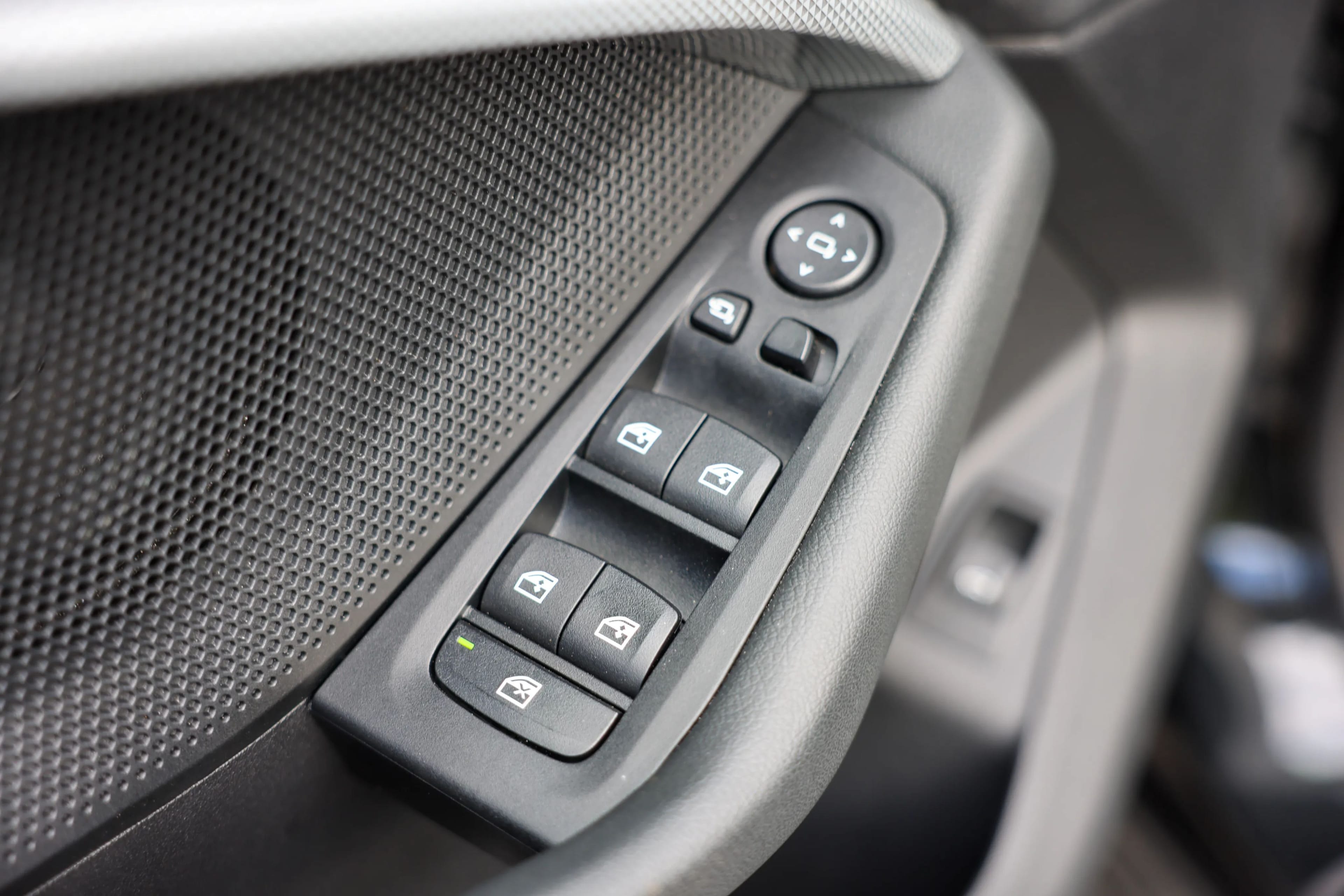 car-image-014