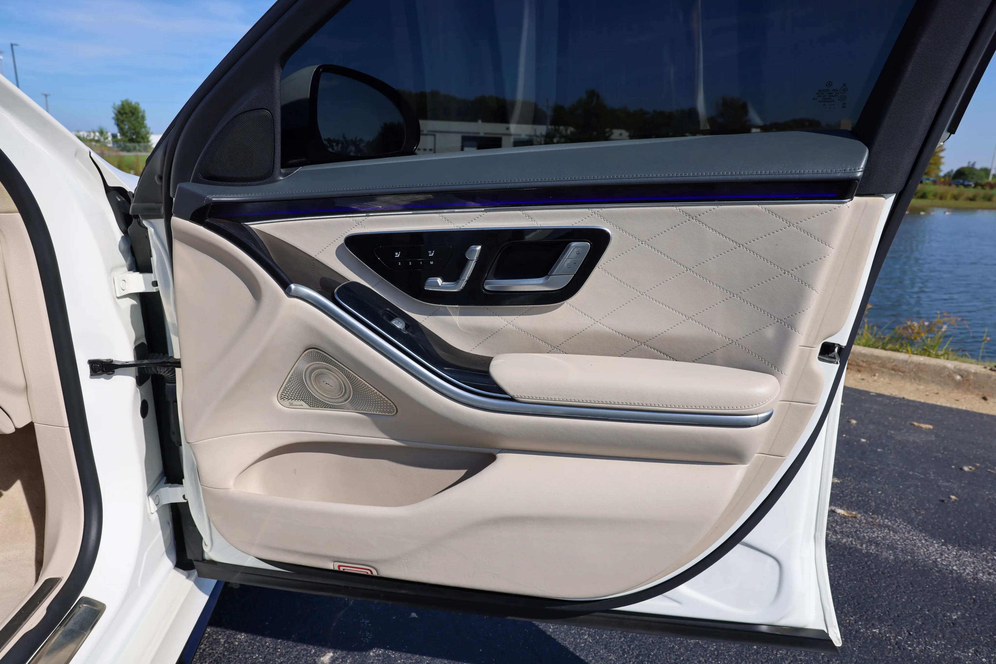 car-image-029
