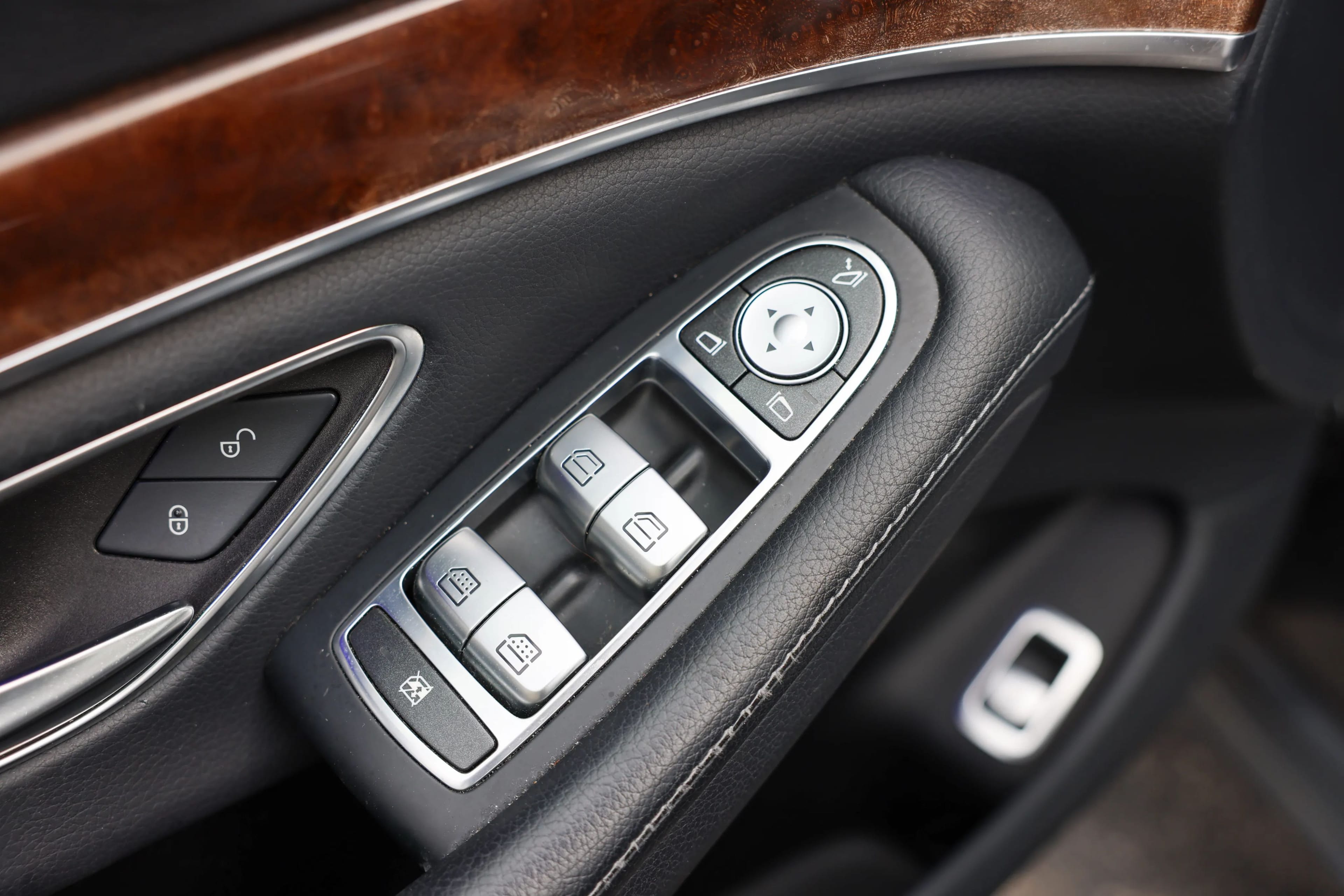 car-image-014