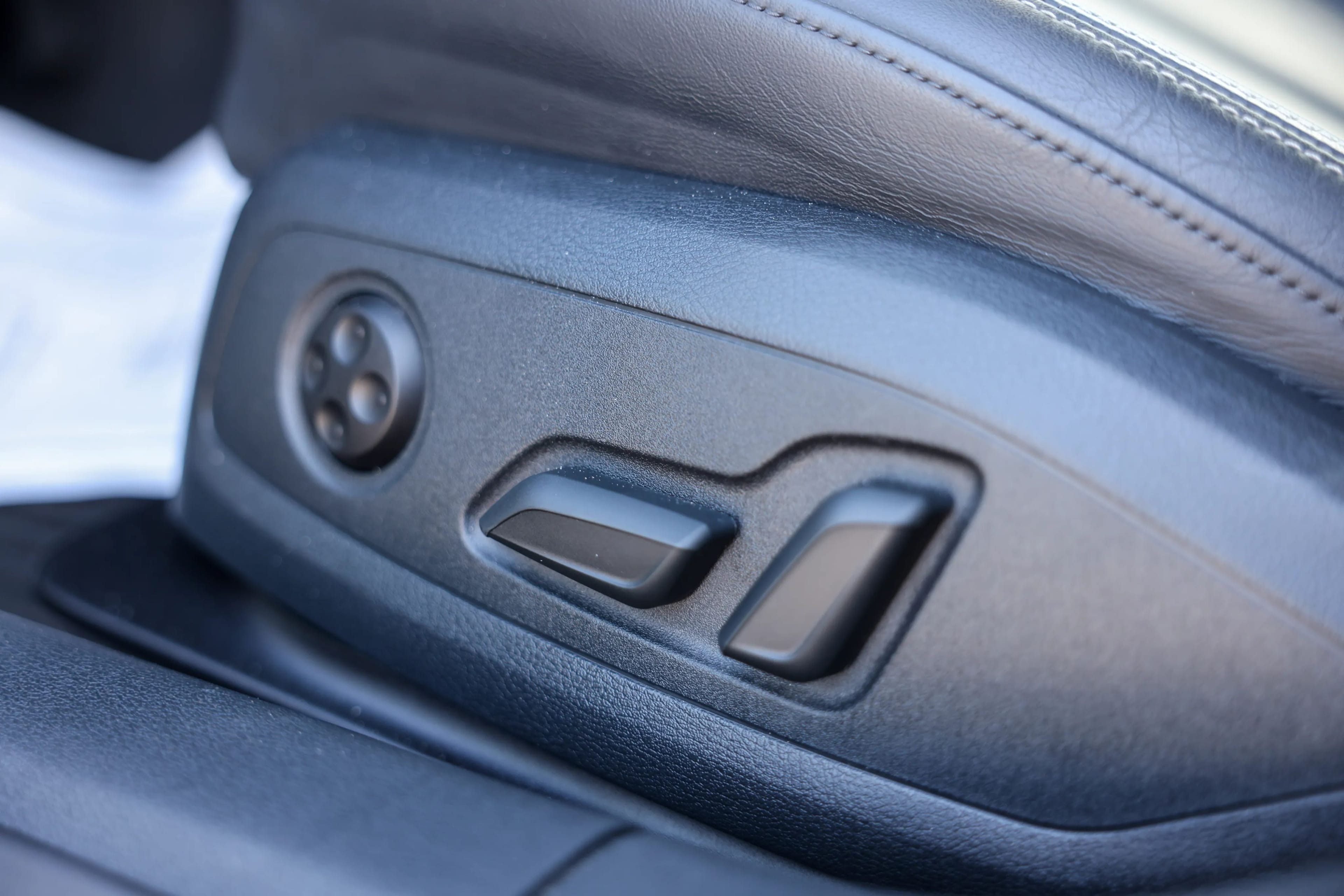 car-image-016