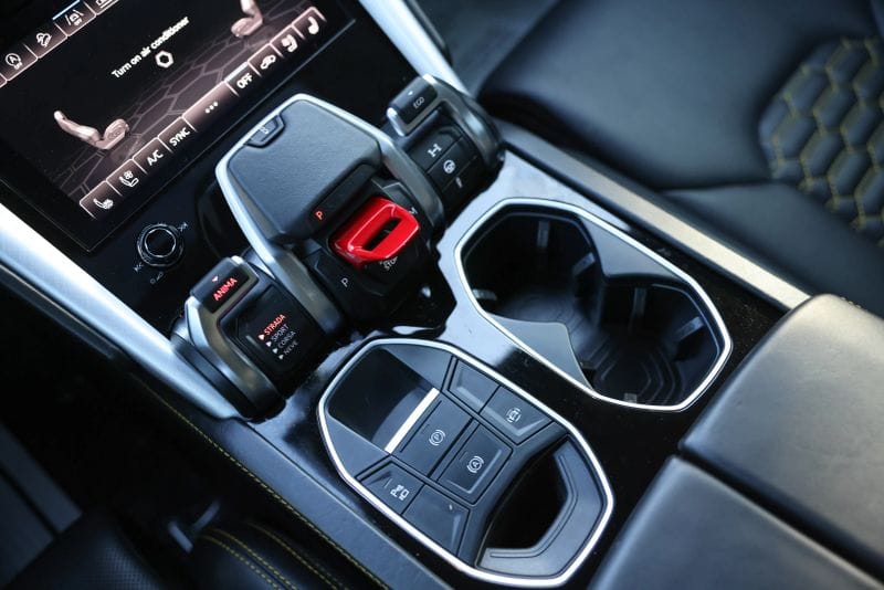 car-image-038