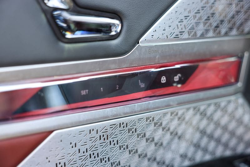 car-image-018